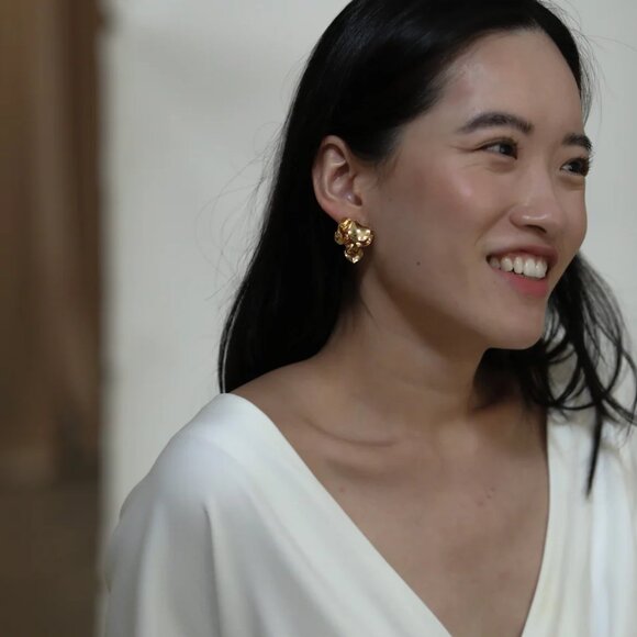 AB Ellie - Small Remy drops (clip-on earrings) - Picture 1 of 4